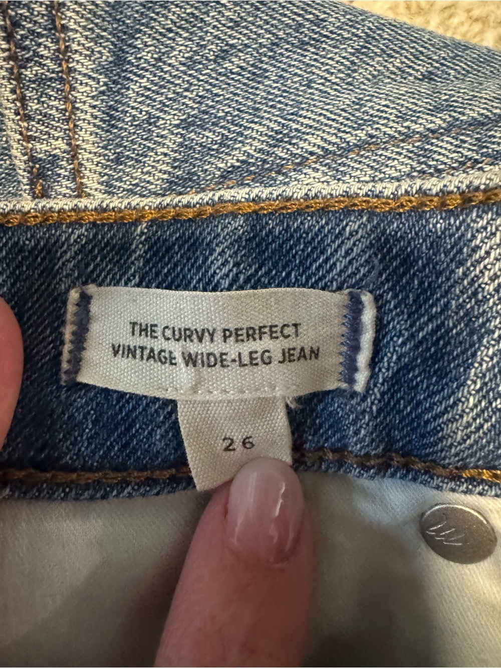 Madewell Curvy Wide-Leg Jeans in Medium Blue - Picture 5 of 5